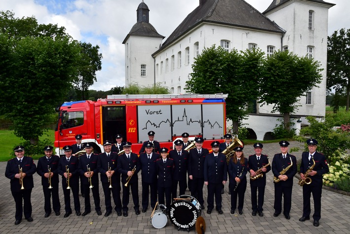 FW Tönisvorst: Musikzug lädt ein zur offenen Probe! Der Musikzug der Freiwilligen Feuerwehr Tönisvorst sucht neue Mitspieler