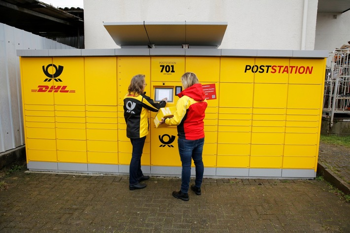 PM: Deutsche Post DHL baut Netz auf 1.000 Poststationen aus -  24/7-Verfügbarkeit postalischer Services in der Stadt und auf dem Land