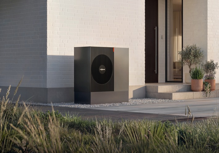Erlkönig enttarnt: Viessmann stellt neue Vitocal 200-A intelligent energy Monoblock-Wärmepumpe vor