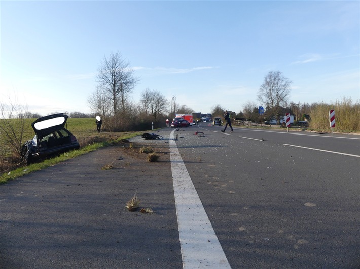 POL-GM: Unfall auf Bundesstraße fordert zwei Leichtverletzte