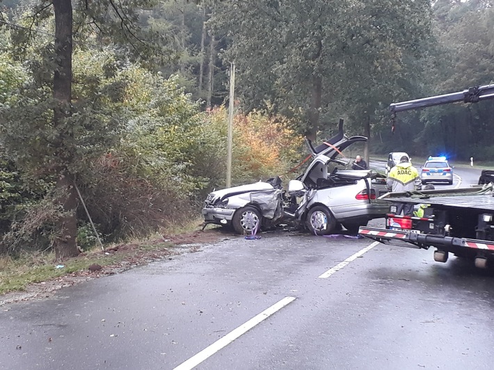 POL-HK: Verkehrsunfall mit tödlichem Ausgang