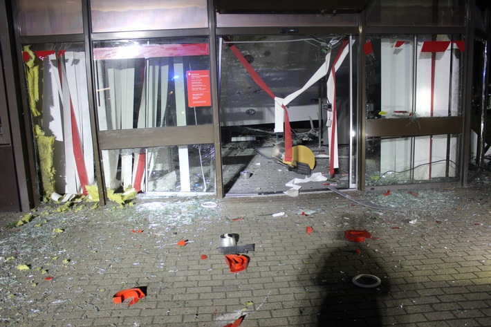 POL-MK: Geldautomaten in Bösperde gesprengt