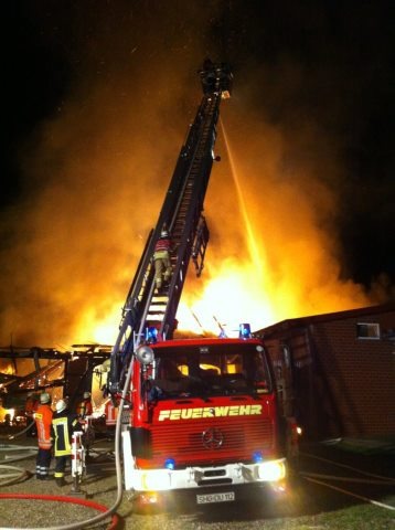 POL-STH: Großbrand einer Scheune in Hülshagen