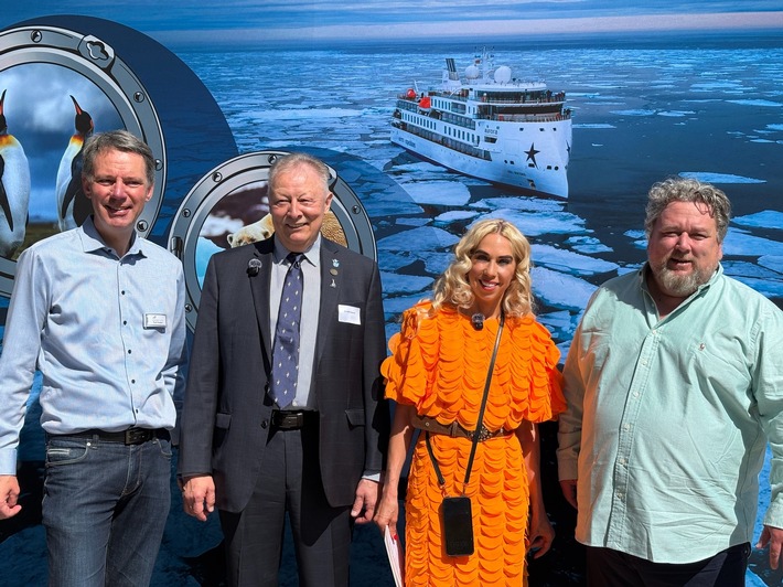 Expeditionsreisen im Aufwind: IKARUS TOURS und PolarNEWS begeistern beim Pressefrühstück mit exklusiven Einblicken in Arktis und Antarktis