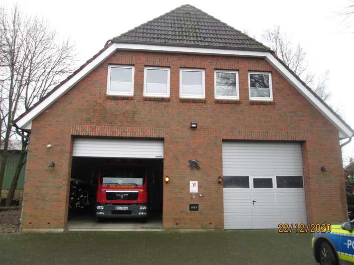 POL-IZ: 201222.3 Linden: Feuerwehrgerätehaus beschädigt