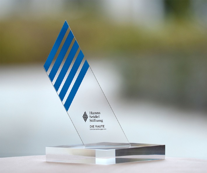 Ausschreibung Schülerzeitungspreis DIE RAUTE / Hanns-Seidel-Stiftung verleiht Preise - Einsendeschluss 31. Juli 2014