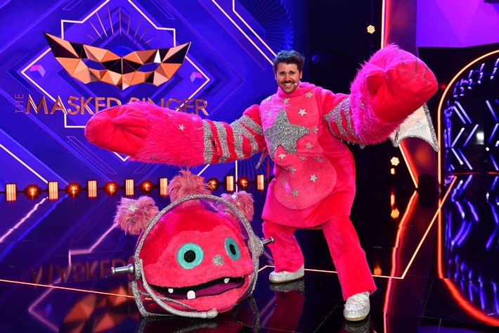 Der Monstronaut kehrt zurück. Thore Schölermann vertritt Matthias Opdenhövel zum Start von "The Masked Singer" am Samstag auf ProSieben