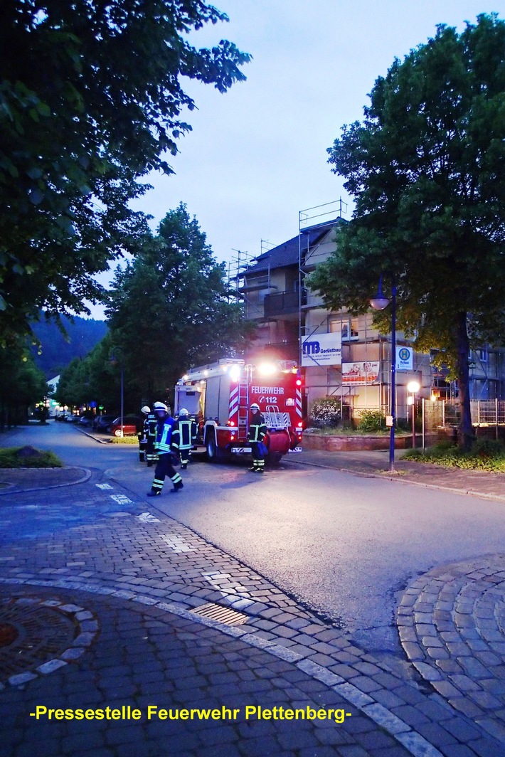 FW-PL: OT-Stadtmitte. Pizza im Ofen löst Feuerwehreinsatz aus.