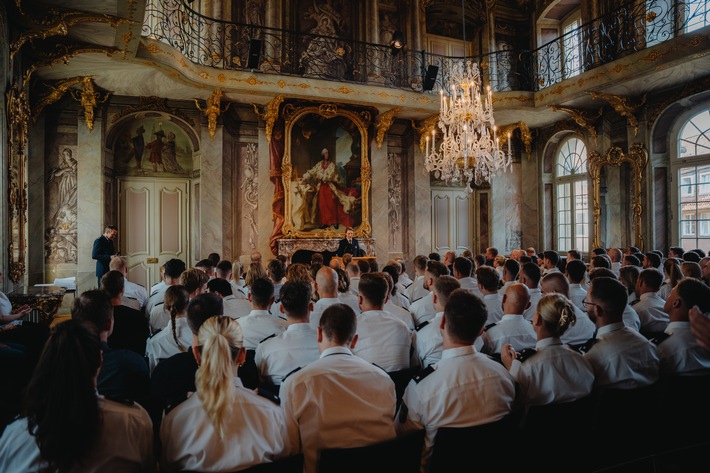 POL-MS: Willkommen bei der Polizei Münster - 131 neue Kolleginnen und Kollegen begrüßt