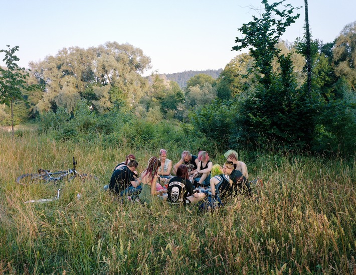 Neue Ausstellung über das Feiern: Let