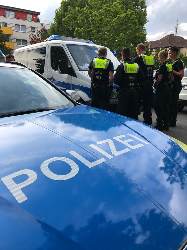 POL-HA: Präsenzkontrollen in Wehringhausen und Altenhagen