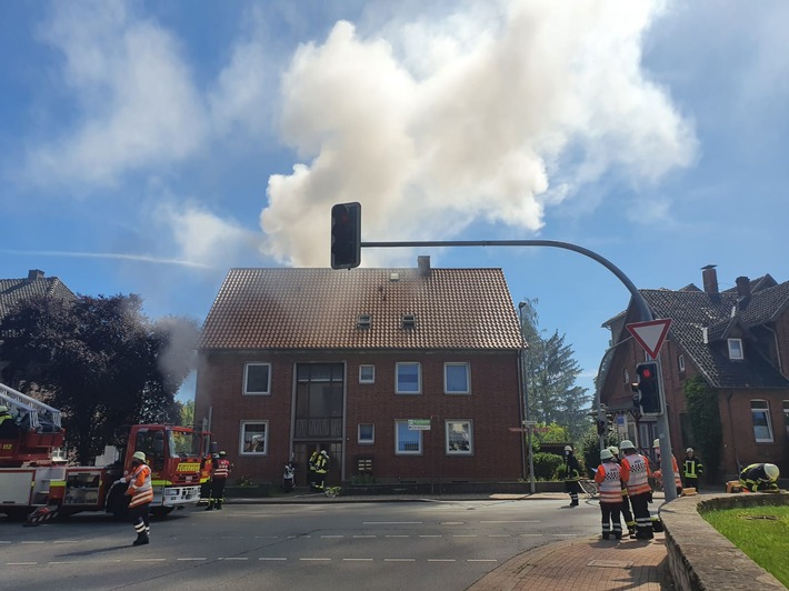 POL-HM: Brand in einem Mehrfamilienhaus in Bad Münder