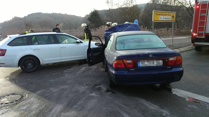 POL-PPWP: Unfall: Drei Verletzte