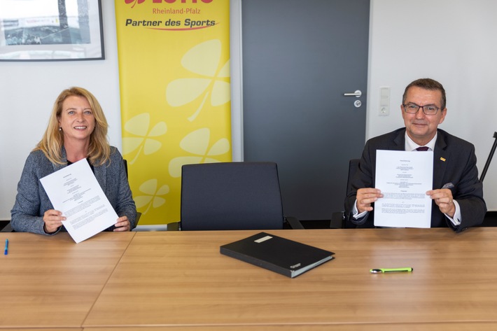 Lotto Rheinland-Pfalz fördert Studiengänge am Nürburgring