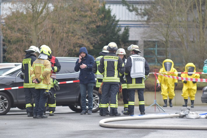 FW-DO: 23.01.2020 - Gefahrstoffeinsatz an der TU Dortmund Chemikalienaustritt in Forschungsanlage