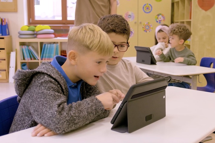 Weltkindertag 2026: Kiwanis ruft Schulen zum Handeln gegen Leseschwäche auf