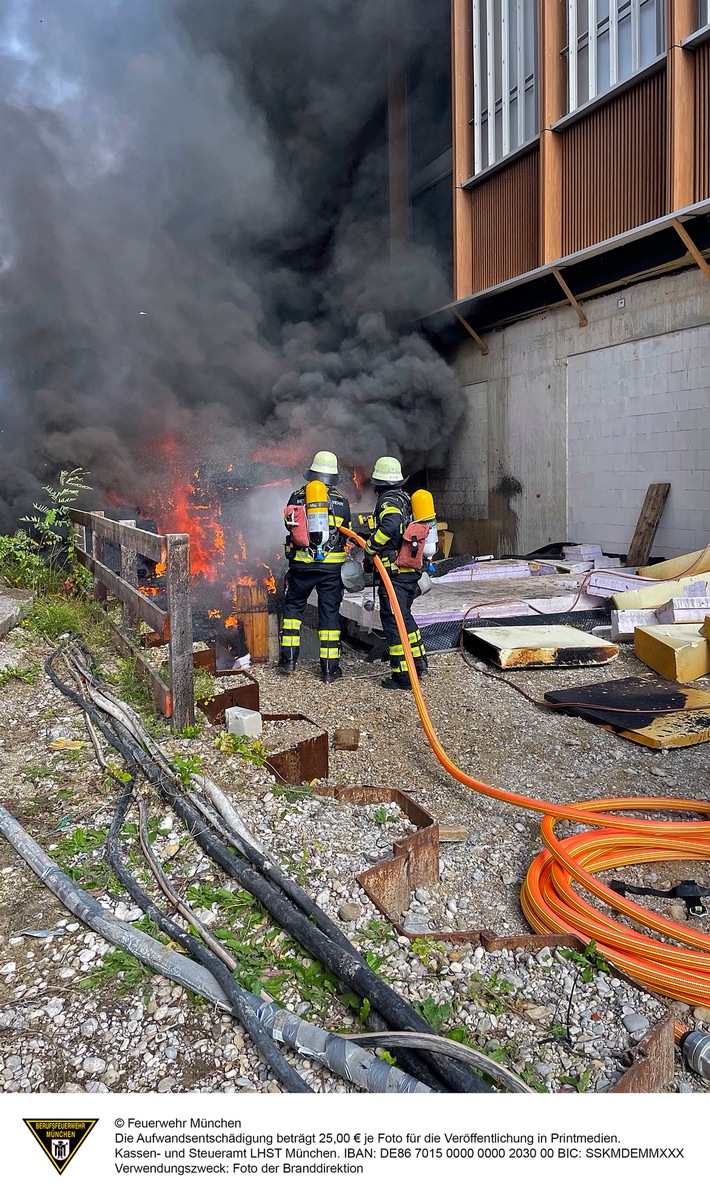 FW-M: Brand auf Baustelle (Milbertshofen)