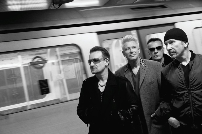 U2 veröffentlichen neue Single &quot;Song For Someone&quot; und Kurzfilm-Videoclip mit Woody Harrelson
