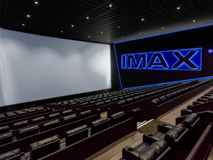UCI eröffnet zweiten IMAX® Kinosaal in Hamburg / IMAX Kinoerlebnis in Luxus-Kinosesseln im UCI Othmarschen Park