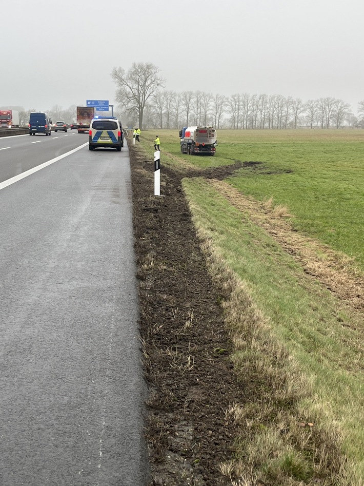 POL-HRO: Glücklicher Ausgang nach Unfall mit Tanklaster