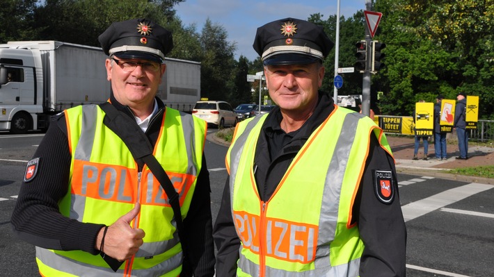 POL-ROW: ++ Schwerpunktaktion "Ablenkung" - Polizei und Verkehrswacht gehen auf die Straße ++