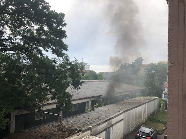 POL-PDPS: Brand einer Lagerhalle in der Carl- Maria- von- Weber- Straße