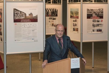 Ausstellung dokumentiert Weg zur Deutschen Einheit