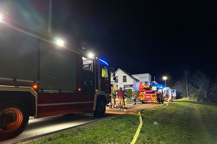 FW Finnentrop: Wohnungsbrand in Finnentrop