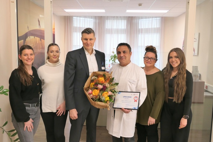 10 Jahre exzellente Versorgung – Klinik für Schulterchirurgie an der Klinik Maingau vom Roten Kreuz feiert Jubiläum