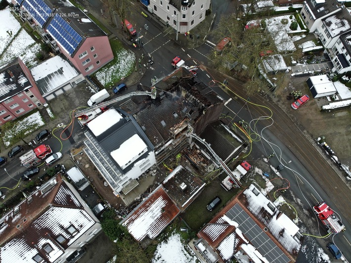 FW-BO: Schlussmeldung zum Dachstuhlbrand in Gerthe