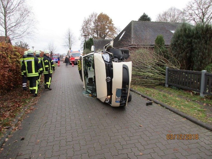 POL-STD: Zwei Autoinsassen bei Unfall in Hagenah leicht verletzt