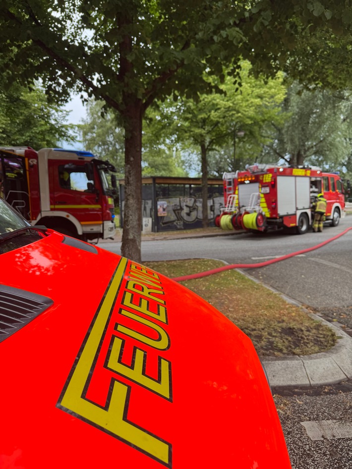 FW-PI: Brand in Tiefgarage am Wedeler Bahnhof - Großalarm am Samstagvormittag