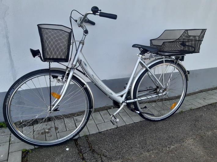 POL-HL: OH-Heiligenhafen / Polizei sucht rechtmäßigen Eigentümer nach Fahrraddiebstahl