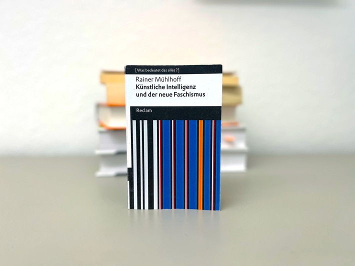 "Das politische Buch": Preis der Friedrich-Ebert-Stiftung geht an Prof. Dr. Rainer Mühlhoff von der Universität Osnabrück