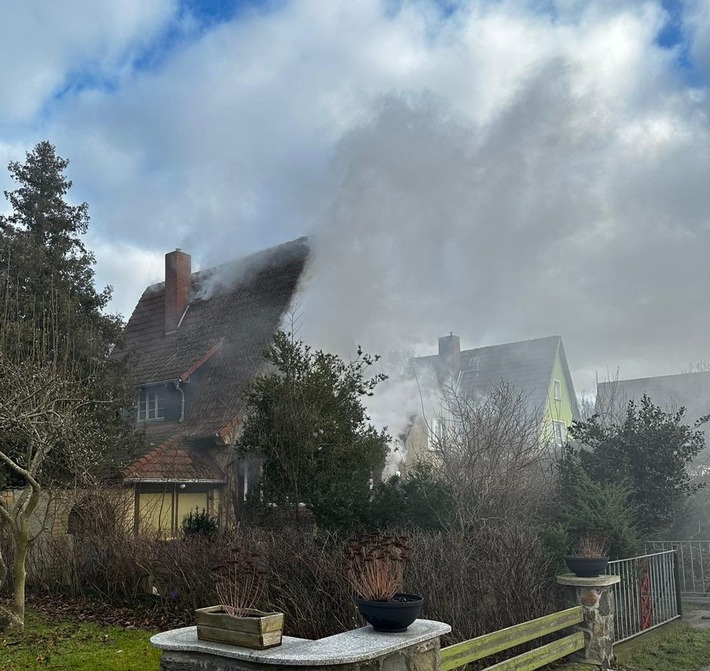 POL-HST: Brand eines Einfamilienhauses