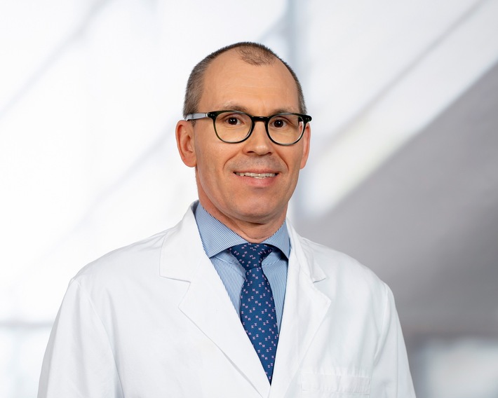 Pressemitteilung: Prof. Tomáš Holubec ist neuer Chefarzt für Herzchirurgie am Klinikum Nürnberg