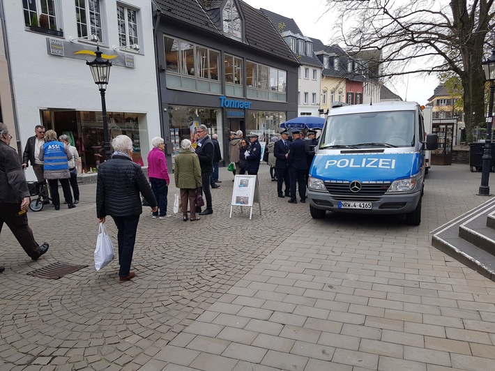 POL-ME: Aktionswoche gegen "falsche Polizeibeamte" in Ratingen: Weitere Standorte des Info-Mobils - Aktionsmeldung 3 - Ratingen - 1904023