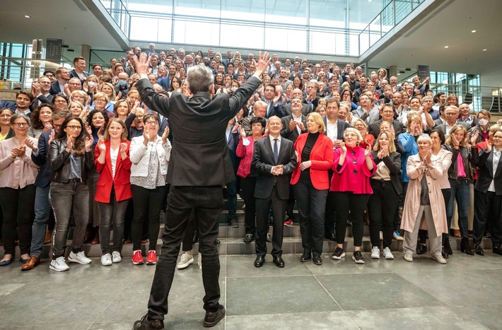 Wie weiter, SPD? Das erste Jahr als Kanzlerpartei / Die "Story im Ersten" am Montag, 26. September 2022, 22:50 Uhr