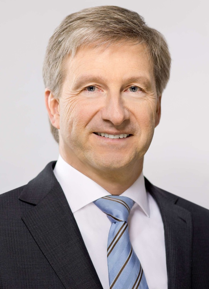 Wechsel an der Spitze des VdTÜV / Prof. Dr.-Ing. Axel Stepken übernimmt den Vorsitz