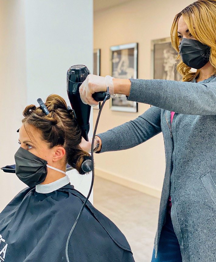 Friseur-Einwegmasken M3 von Mank ebnen den "Weg zurück" / Gut gerüstet für den Neustart im Salon nach dem Shutdown