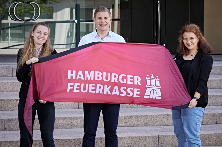 Ausbildungsbeginn bei der Hamburger Feuerkasse - Sechs junge Leute starten ins Berufsleben