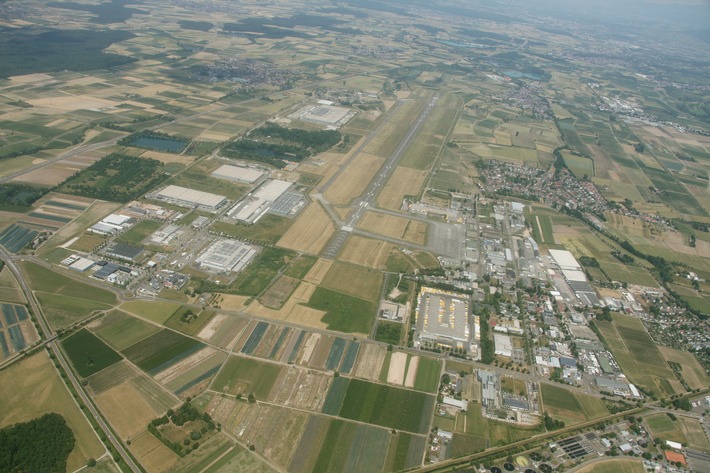 Aufwind für den Südwesten: Neue Industrie- und Gewerbeflächen am Flughafenareal Lahr