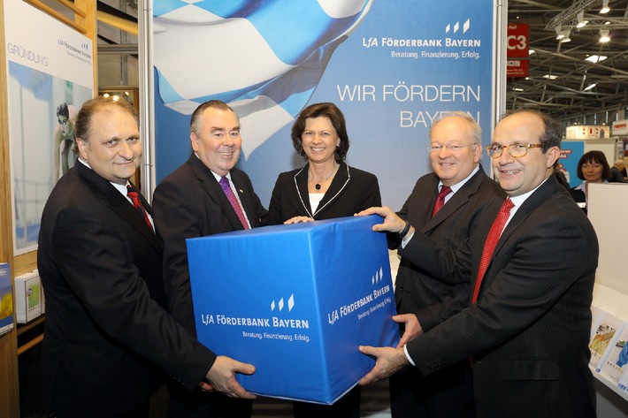 Bayerische Handwerker bauen auf Förderkredite / LfA Förderbank Bayern gibt 1.900 Handwerksbetrieben 400 Millionen Euro