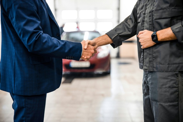 So ermitteln Sie den Wert Ihres Gebrauchtwagens - Unsere Autohändler erklären die 10 wichtigsten Punkte bei der Autowertermittlung