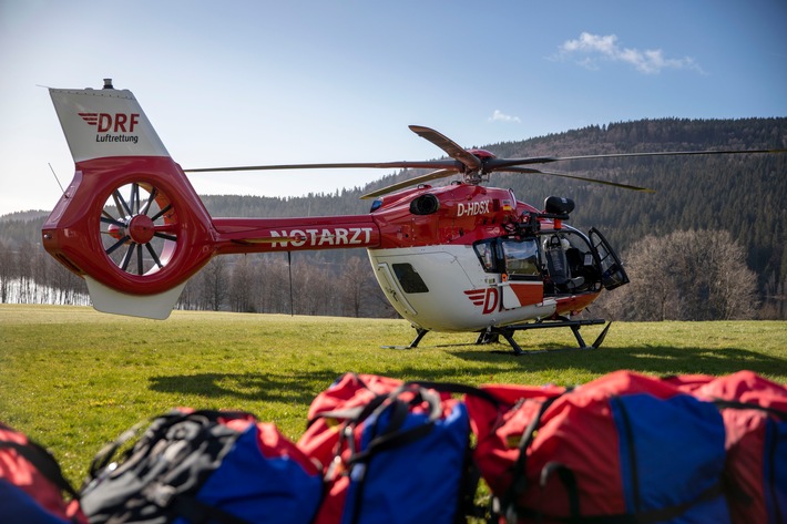 Hubschrauberwechsel bei der DRF Luftrettung in Freiburg / Erste H145 mit Fünfblattrotor und Winde seit heute im Einsatz