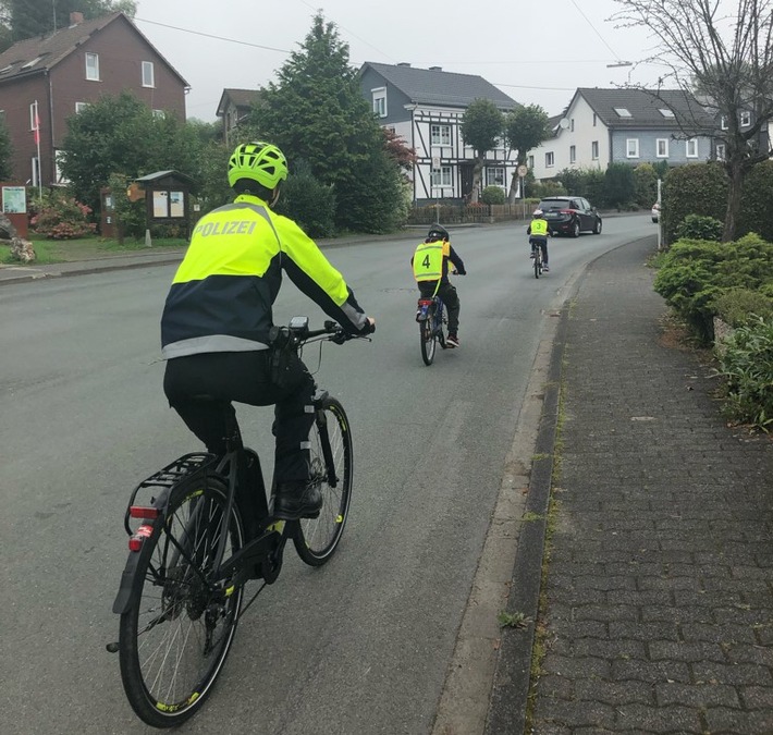 POL-SI: Polizei hatte verstärkt Radfahrer im Blick -#polsiwi