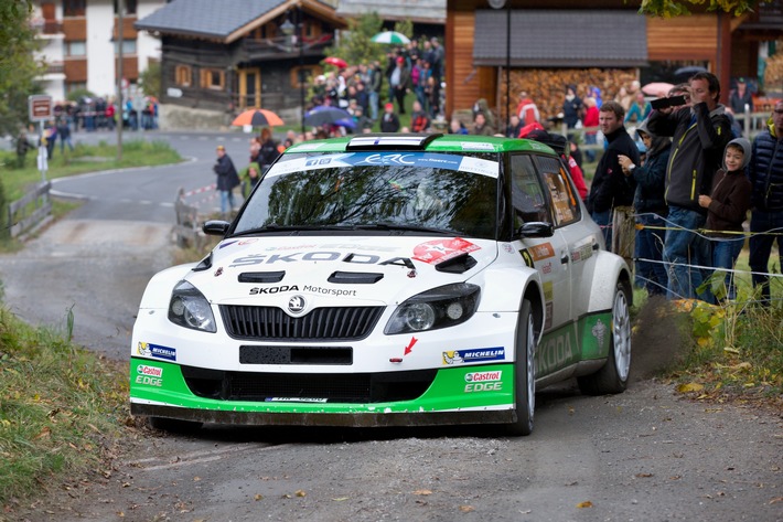 Showdown auf Korsika: SKODA Pilot Lappi steht vor ERC-Titelgewinn (FOTO)