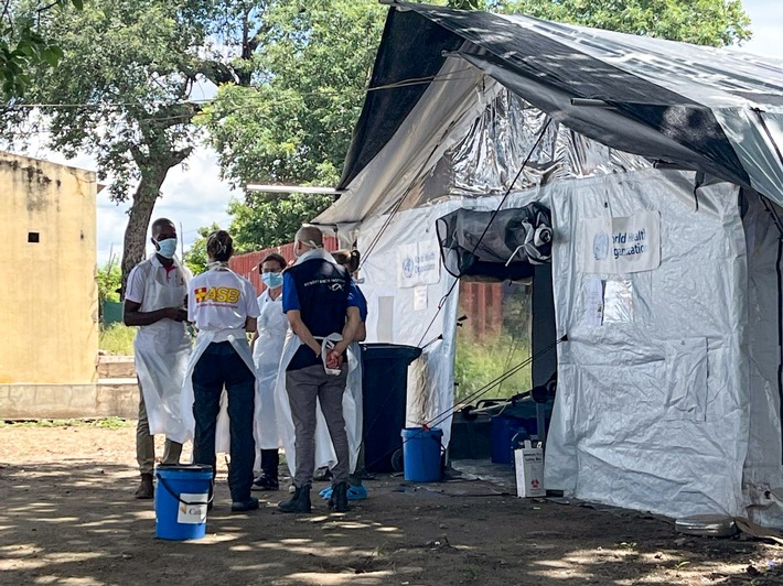 Cholera auf dem Vormarsch: Deutsches Nothilfeteam unterstützt nach Flutkatastrophe in Mosambik / Arbeiter-Samariter-Bund Deutschland und Apotheker ohne Grenzen starten gemeinsamen Einsatz