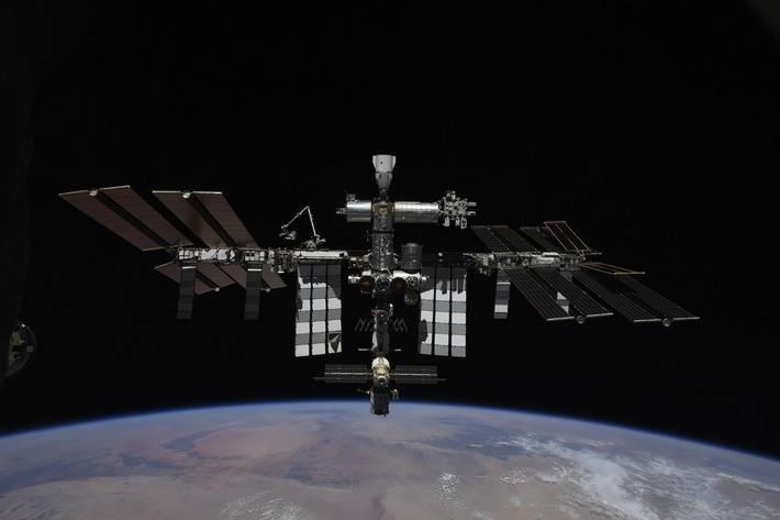 International_Space_Station_in_2021.jpg