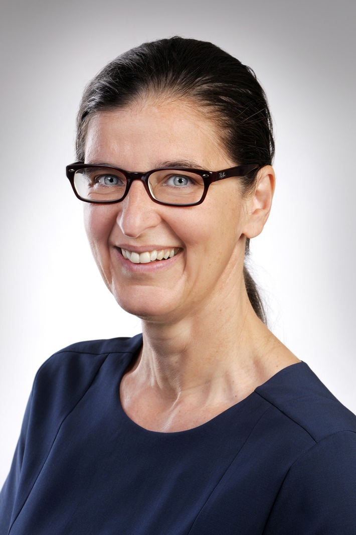Association des entreprises électriques suisses (AES): Nadja Germann prend la tête du département Marketing et Vente